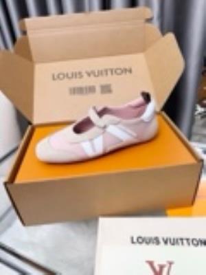 wholesale quality women louis vuitton sneakerina shoes model no. 557